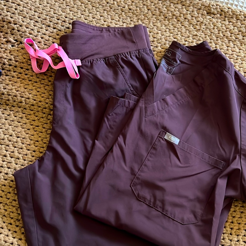 Figs scrubs